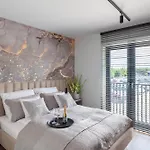 דירה Balice Premium - By Upstairs *