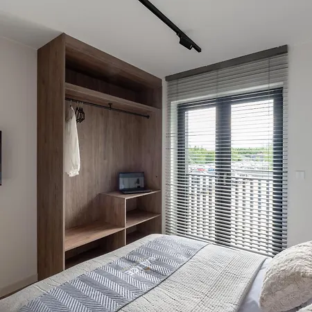 Balice Premium - By Upstairs