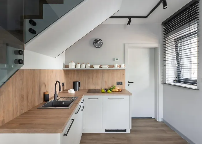 Balice Premium - By Upstairs Cholerzyn