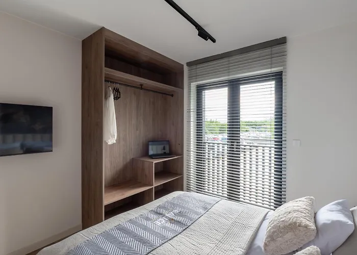 Balice Premium - By Upstairs