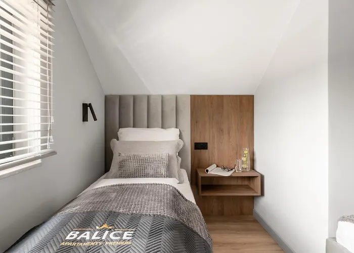 Balice Premium - By Upstairs Cholerzyn
